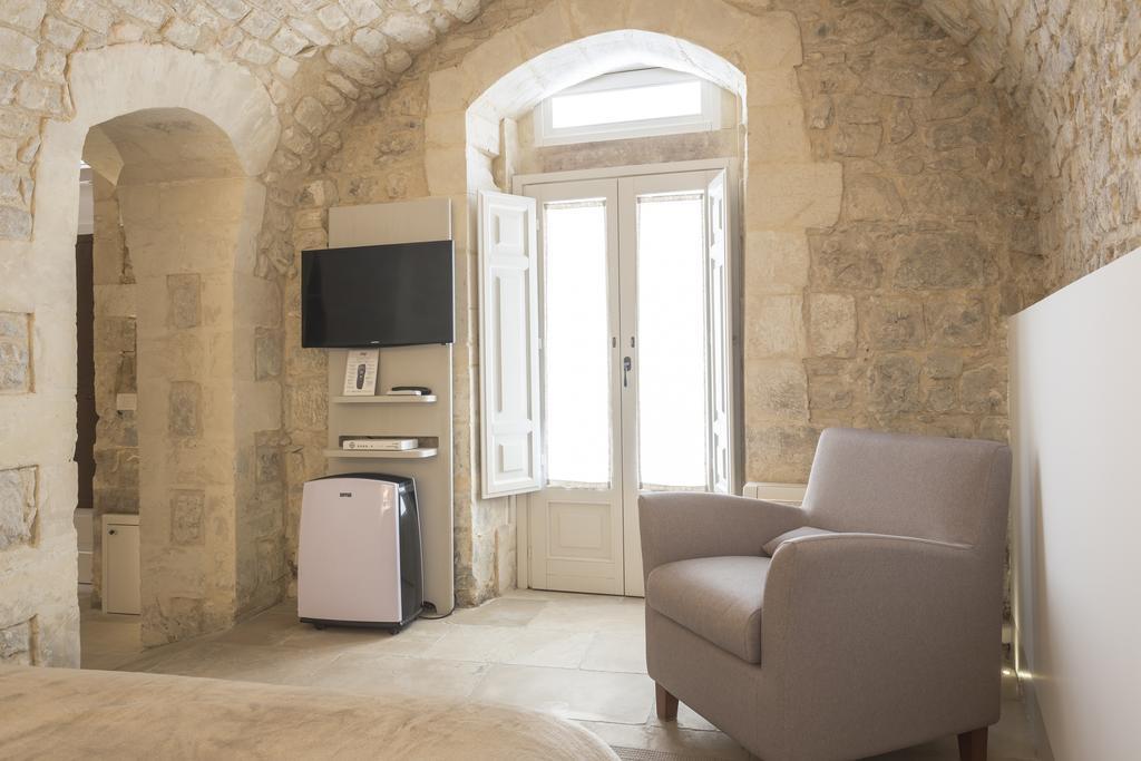 Locanda Don Serafino Historical Boutique Hotel 拉古萨 外观 照片